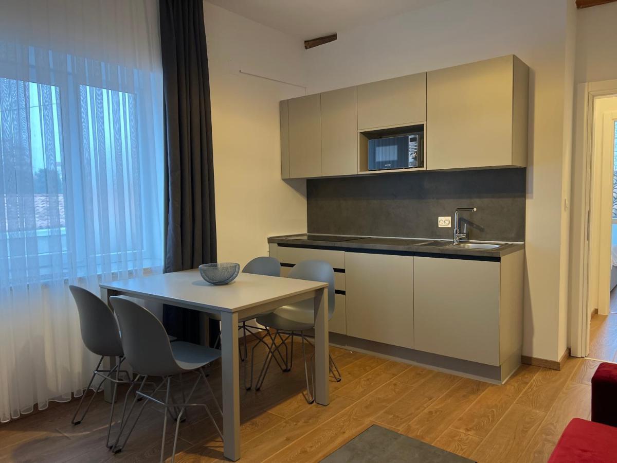 Nadija Apartmani Poreč Eksteriør bilde